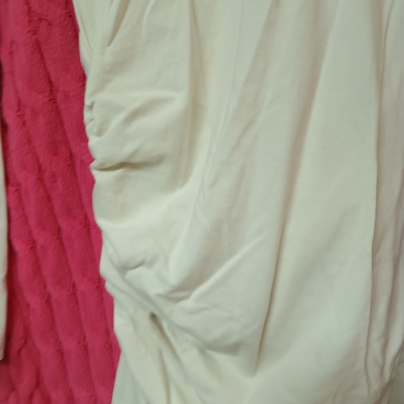 Ed Hardy Cream Long Sleeve Women's Top - Picture 6 of 7